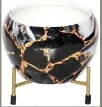 Mini Apple Ceramic Tabletop Pot (15x15 cm)