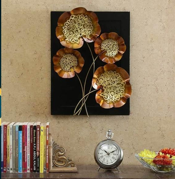 Handcrafted Metal Flower Wall Décor – Modern Golden Home Art (20 x 15 Inch)