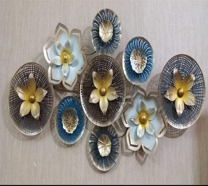 Elegant 9-Flower Cluster Metal Wall Decor