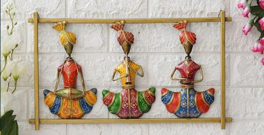 Hand-Painted Circular Metal Musician Wall Hanging | I Set of 3 Figurine